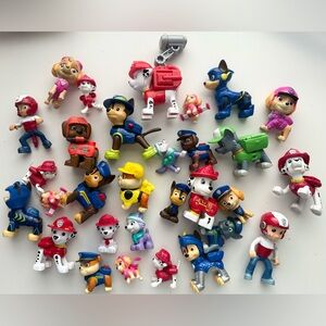 Paw Patrol Action Figure Lot - 30+ pcs